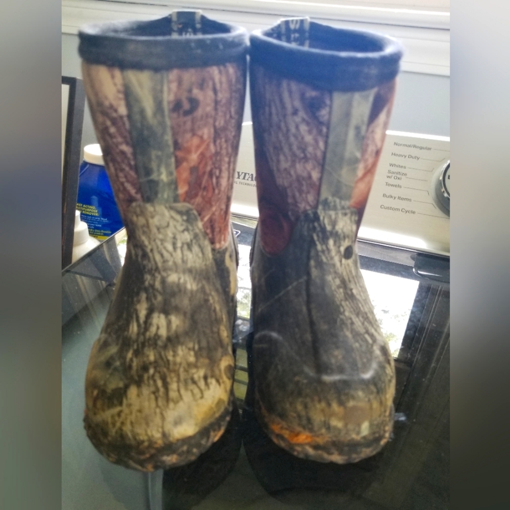 BOGS boots child 8